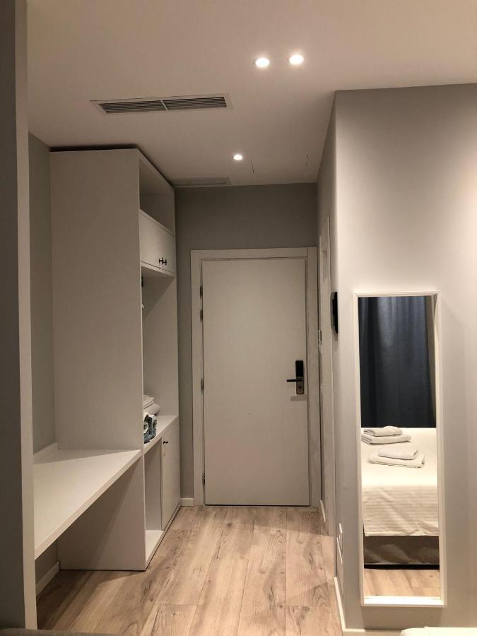 Dukes Albania Hotell Radhimë Exteriör bild